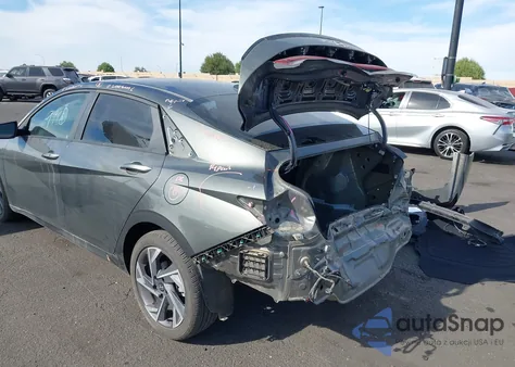 2025 Hyundai Elantra Sel Sport z USA, uszkodzony, nr VIN KMHLM4DG6SU902627